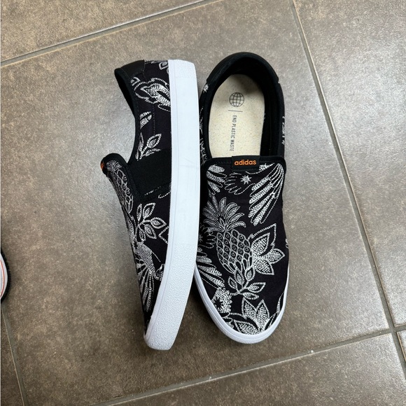 Adidas VULCRAID3R Mens Slip On size 13 - Black and White - Picture 6 of 9